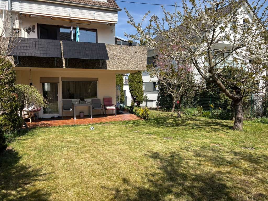 Immobilie in Neuhausen auf den Fildern - Attraktive 3-Zimmer-Erdgeschosswohnung mit Terrasse & flexibler Nutzung (Eigennutzung oder Anlage) - Bild 0