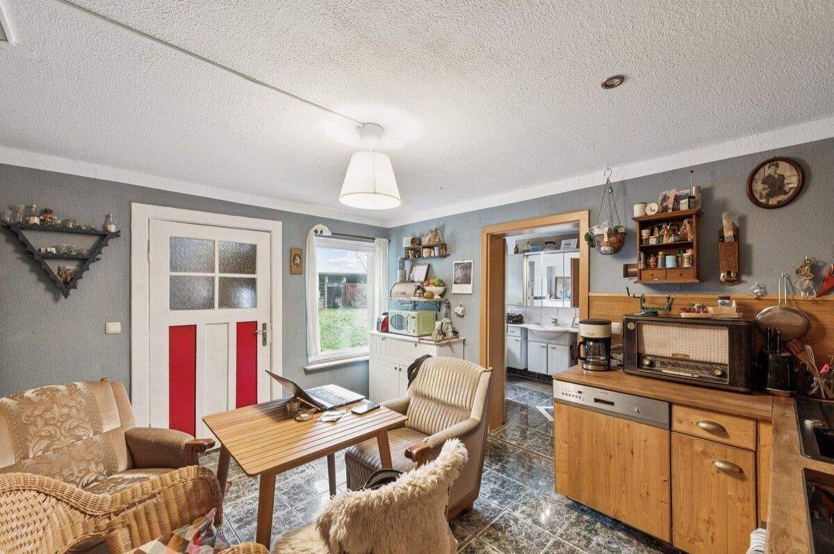 Immobilie in Papendorf - Provisionsfrei - Familienfreundliches Haus mit riesigem Garten & Nebengelass in ruhiger Lage - Bild 2