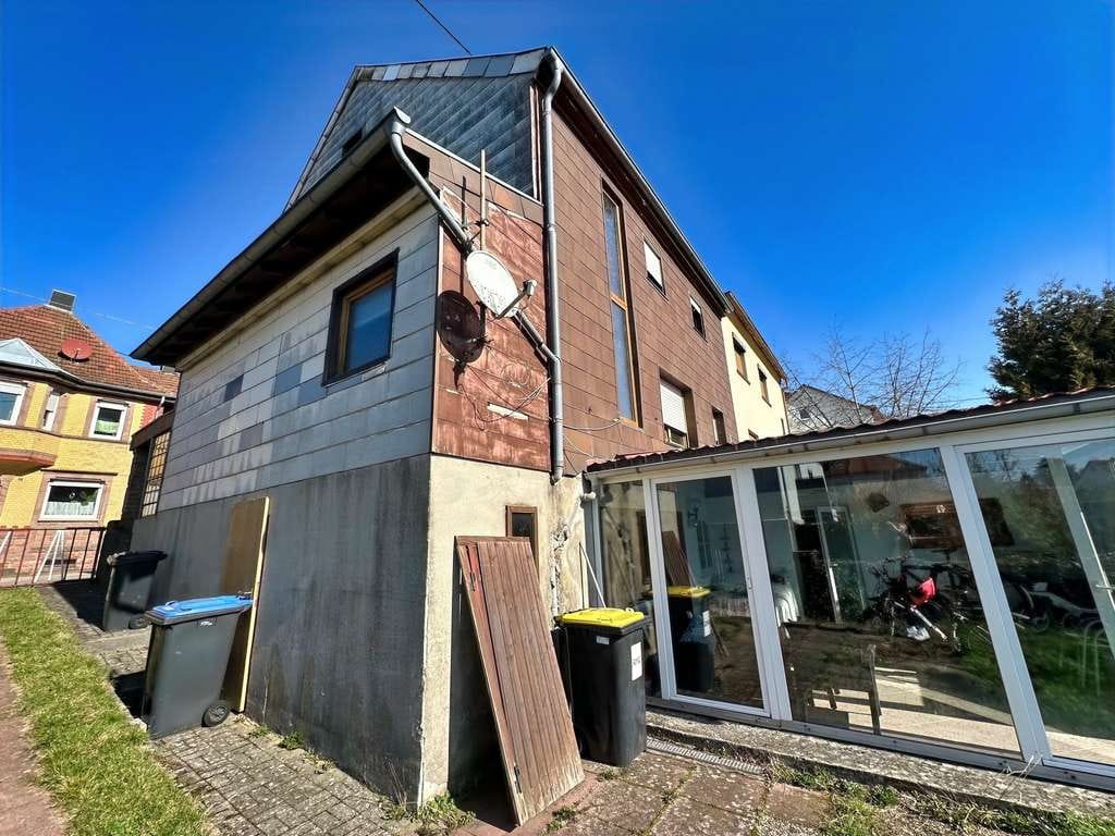 Immobilie in Merchweiler - Großzügiges Einfamilienhaus mit Potenzial - Bild 3