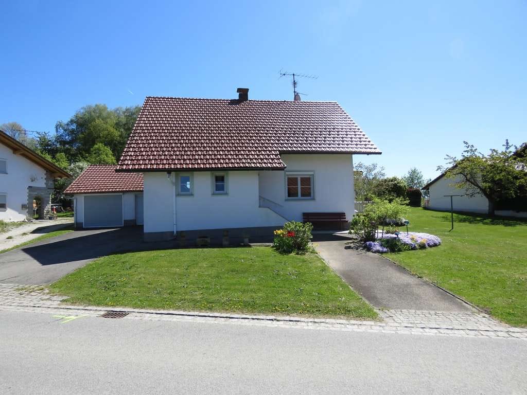 Immobilie in Bernried - Einfamilienhaus mit Anbau in ruhiger und unverbaubarer Südwestlage am Ortsrand Nähe Schloss Egg - Bild 4