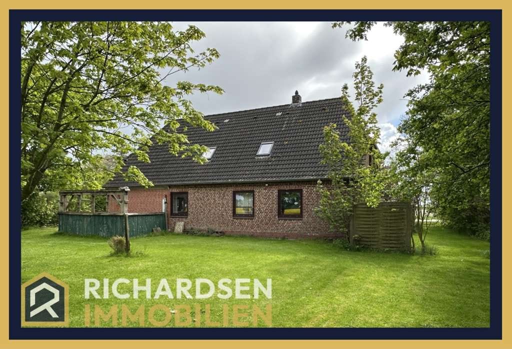 Immobilie in Dagebüll - Handwerkerhaus mit großem Garten und 
1,8613 ha Ackerland unmittelbar am Nordseedeich in Dagebüll - Bild 0