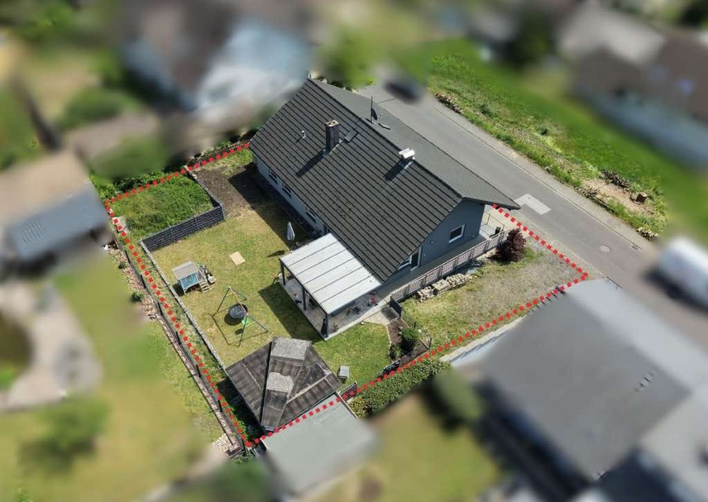 Immobilie in Hochstetten-Dhaun - Hochstetten-Dhaun: Garten, Balkon & Weitblick: Ihr neues Zuhause mit viel Platz, Freiraum und Sonne - Bild 1