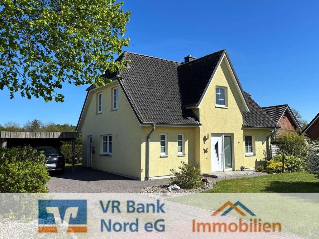 Immobilie in Wanderup - Wohnglück am Ortsrand - junges, ansprechendes Zuhause in ruhiger Lage - Bild 0