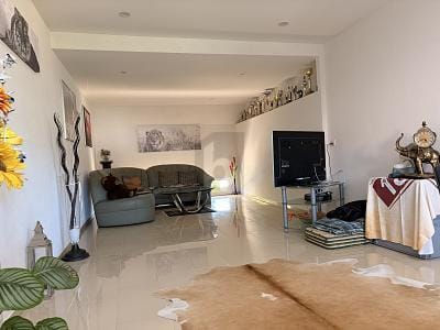 Immobilie in Jestetten - CHARMANTES EIGENHEIM MIT TRAUM DACHBODEN - Bild 2