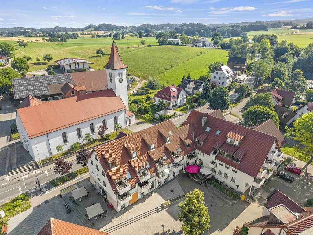 Immobilie in Schlier - Charmante 2-Zimmer-Wohnung mit zwei Balkonen in zentraler Lage von Schlier - Bild 1
