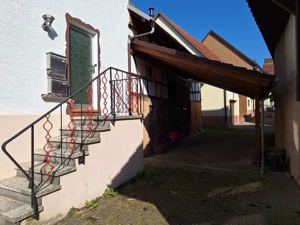 Immobilie in Loffenau - 2-Familienhaus in idyllischer Lage in 76597 Loffenau - Handwerker- und Sanierungsobjekt - Bild 1