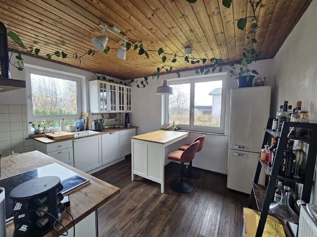 Immobilie in Vilsbiburg - Einladendes EFH mit großem Garten in ruhiger Siedlungslage, Frauensattling - Bild 3