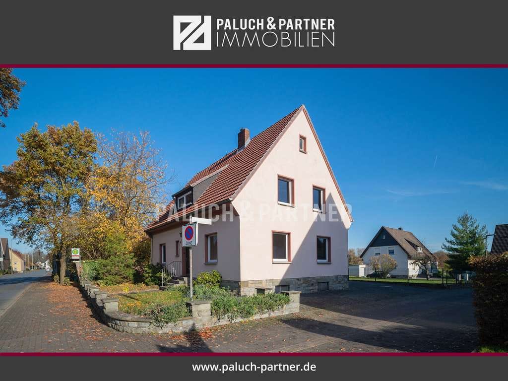 Immobilie in Erwitte - Familienfreundliches Haus mit möglichem Baugrundstück in Erwitte-Stirpe - Bild 0