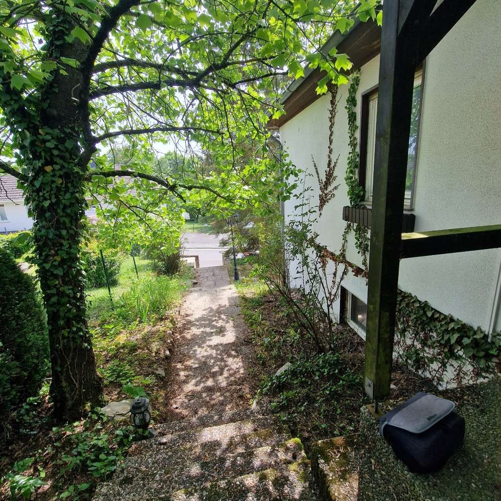 Immobilie in Ober-Mörlen - Ein-/Zweifamilienhaus in Ober-Mörlen (Langenhain-Ziegenberg) - Bild 0