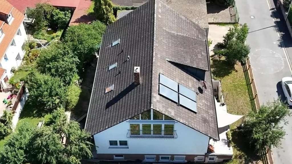 Immobilie in Adelsdorf - Mehrfamilienhaus mit drei Wohneinheiten in Adelsdorf – Aisch nähe Erlangen zu verkaufen  - Bild 1