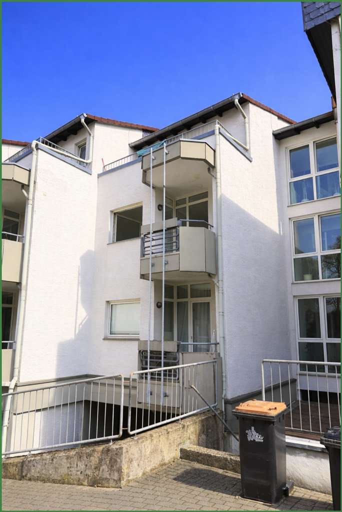 Immobilie in Burscheid - 1 Zimmerwohnung mit Balkon, Aufzug u. Stellplatz in Burscheid Hilgen - Bild 1