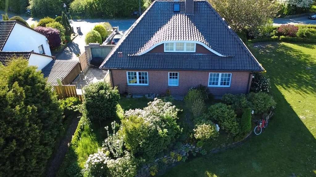 Immobilie in Bebensee - Einfamilienhaus mit Einliegerwohnung - Bild 3