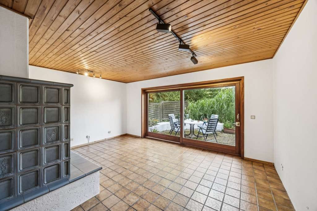 Immobilie in Braak - Schönes Meiendorf: Großes Wohnhaus mit 8 Zimmern sowie Vollkeller und schönem Garten - Bild 3
