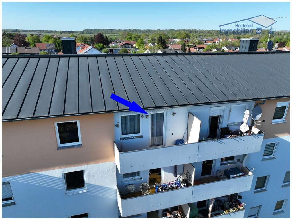 Immobilie in Kaufering - Ganz oben über den Dächern: Stilvoll renovierte 3-Zimmer-ETW mit Südbalkon & Stellplatz - bezugsfrei - Bild 2
