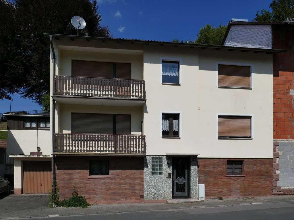 Immobilie in Jossgrund - Zweifamilienhaus mit ca.173 m² Wohnfläche auf einem ca. 874 m² Grundstück im Jossgrund - Bild 1