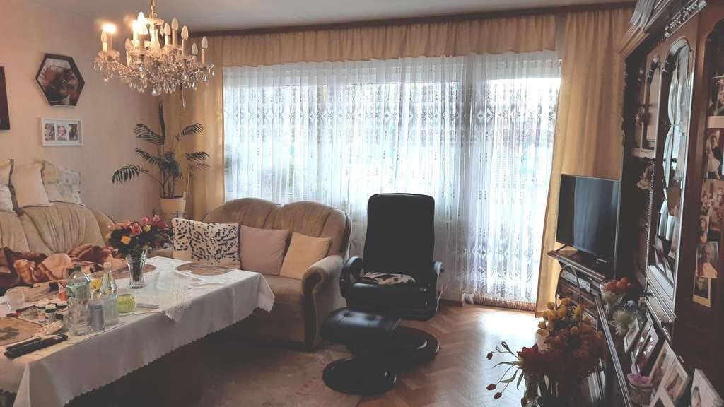 Immobilie in Bühlertann - Attraktive 3-Zi.-Dachgeschosswohnung mit Loggia und Balkon - Bild 1