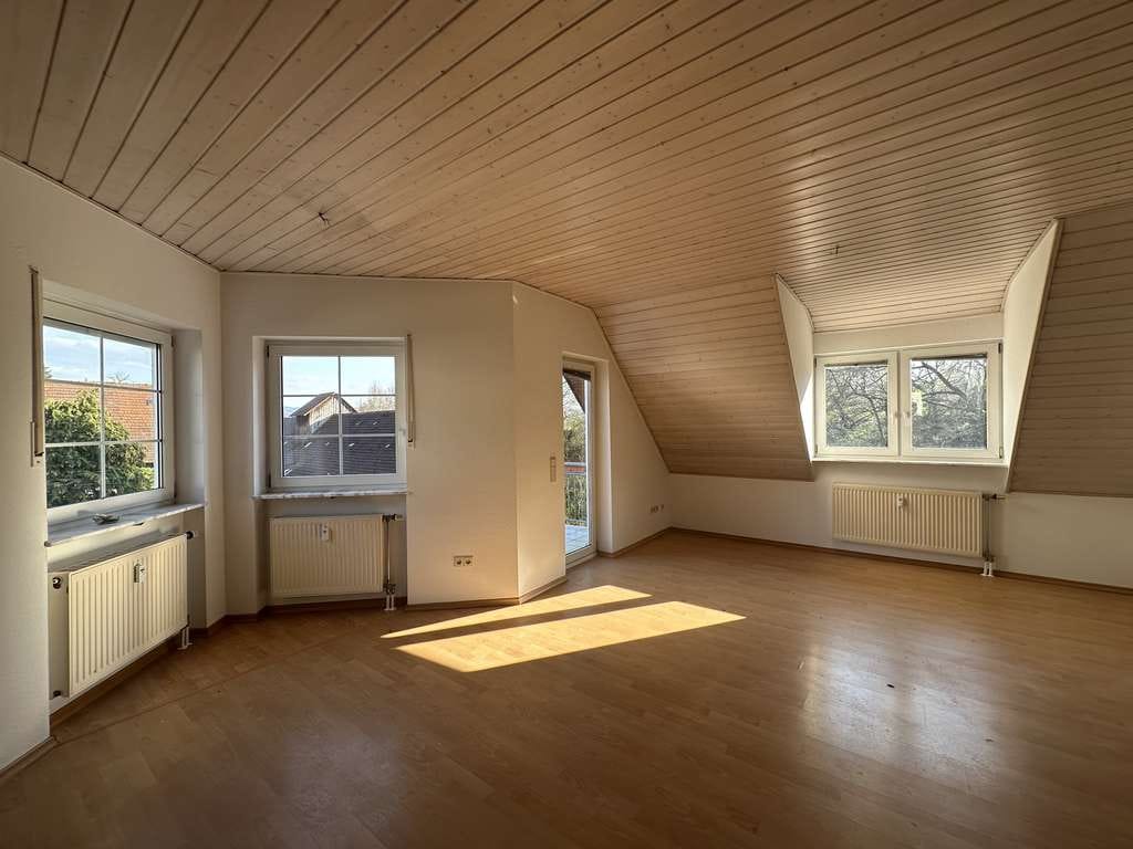 Immobilie in Mörlenbach - Helle Dachgeschosswohnung im Grünen - Bild 1