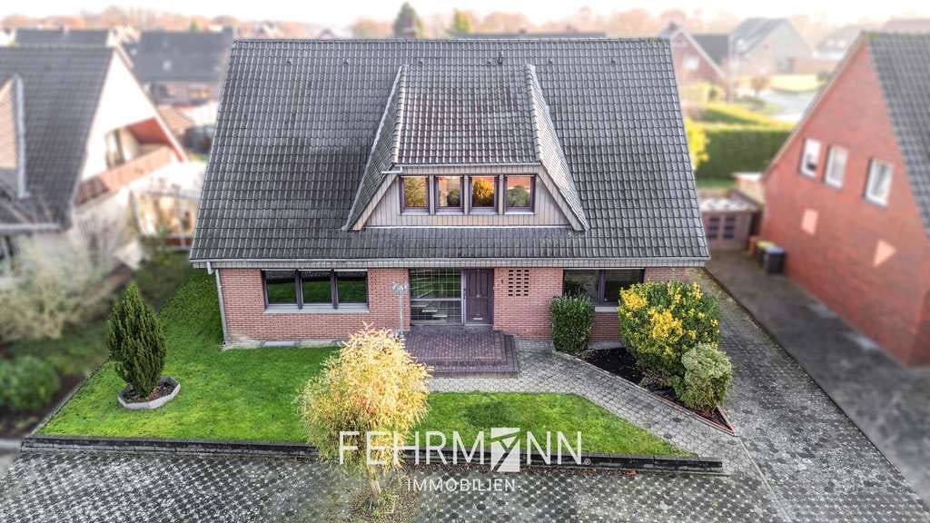 Immobilie in Haren (Ems) - Großzügiges Zuhause mit zwei Wohneinheiten und großem Garten in Haren zum Kauf - Bild 2