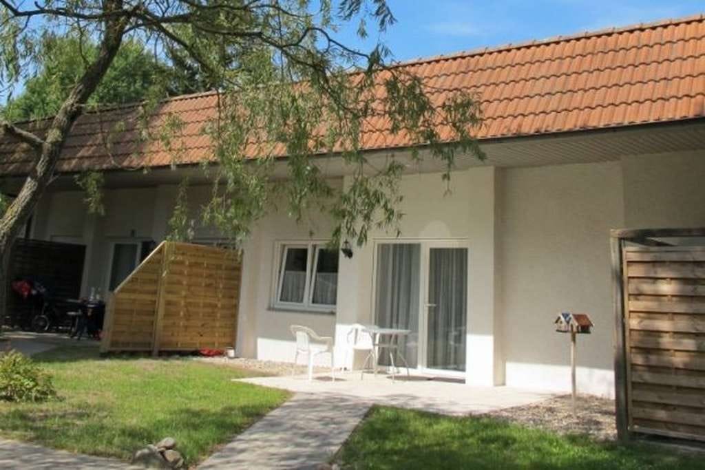 Immobilie in Fünfseen - Reihenbungalows im Ferienpark "Lenzer Höh" am Plauer See - einzeln oder im Paket je 86.000€ - Bild 0