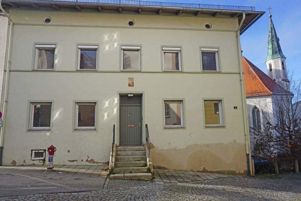 Immobilie in Neuötting - Wohnhaus für Liebhaber älterer Häuser - Bild 0