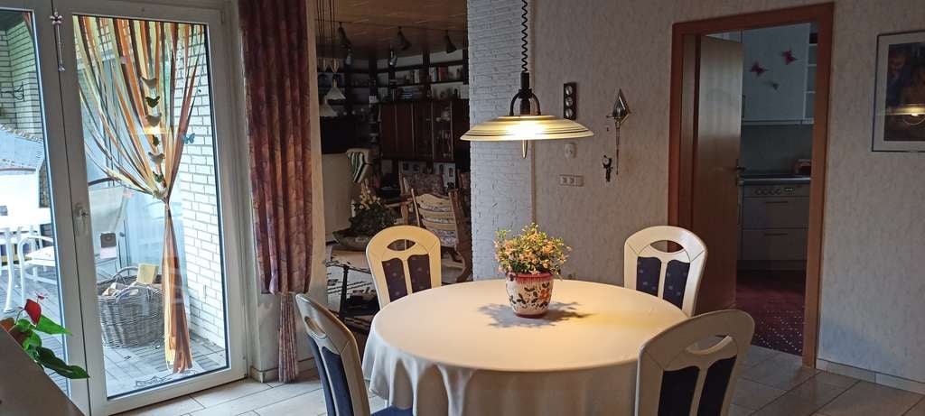 Immobilie in Wallenhorst - Einfamilienhaus in absoluter Ruhelage – 30er Zone mit idyllischem Garten in Wallhorst Hollage - Bild 2