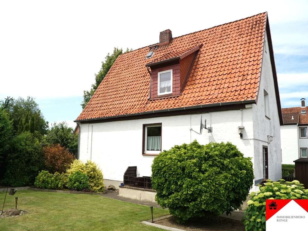 Immobilie in Lauenau - Gemütliches Einfamilienhaus mit idyllischem Garten in Lauenau am Deister - Bild 2