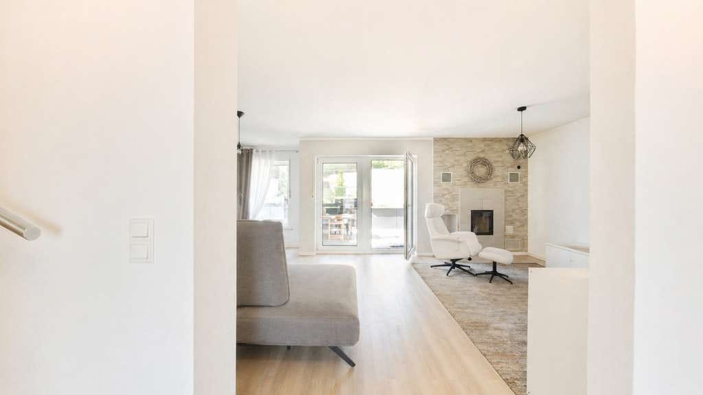 Immobilie in Neuhof - Nur 10 Minuten nach Fulda – Ruhig wohnen in moderner DHH mit Einliegerwohnung und großem Garten - Bild 4
