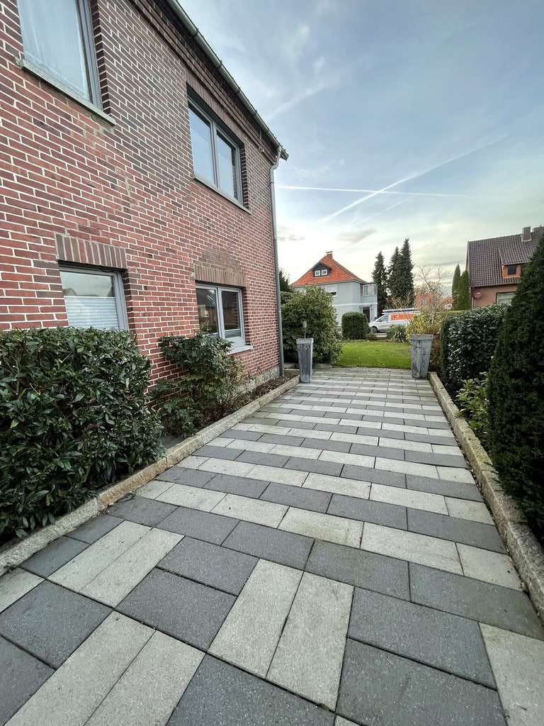 Immobilie in Nienstädt - Charmantes Wohn- und Geschäftshaus mit vielseitigen Nutzungsmöglichkeiten - Bild 1