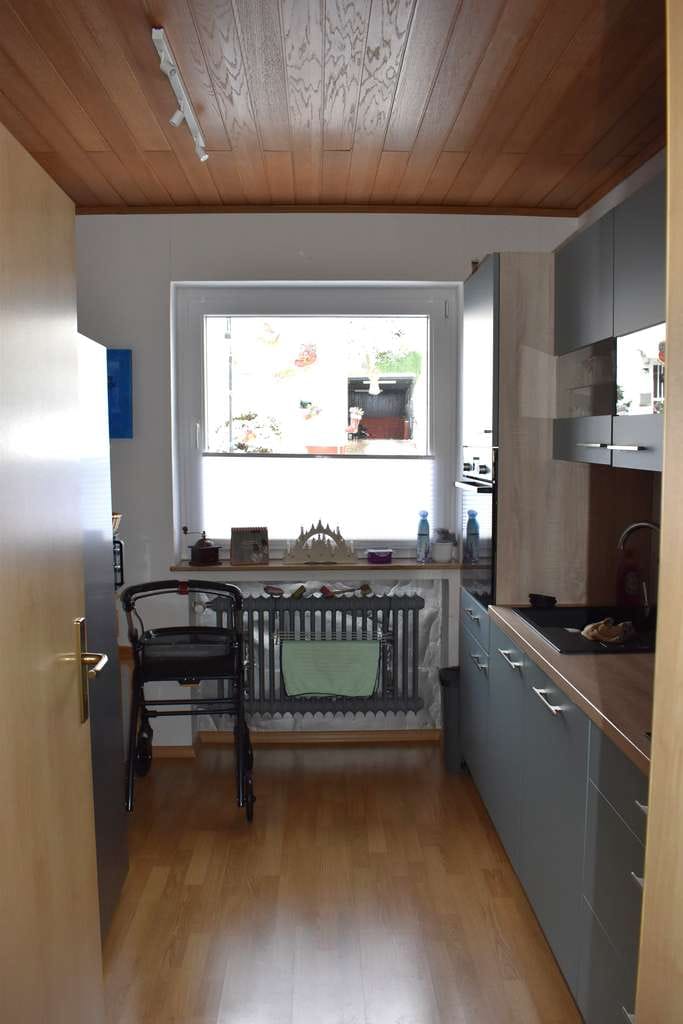 Immobilie in Bad Driburg - TOP Angebot - 3 Familienhaus in guter Lage und unverbaubarem Weitblick - Bild 4