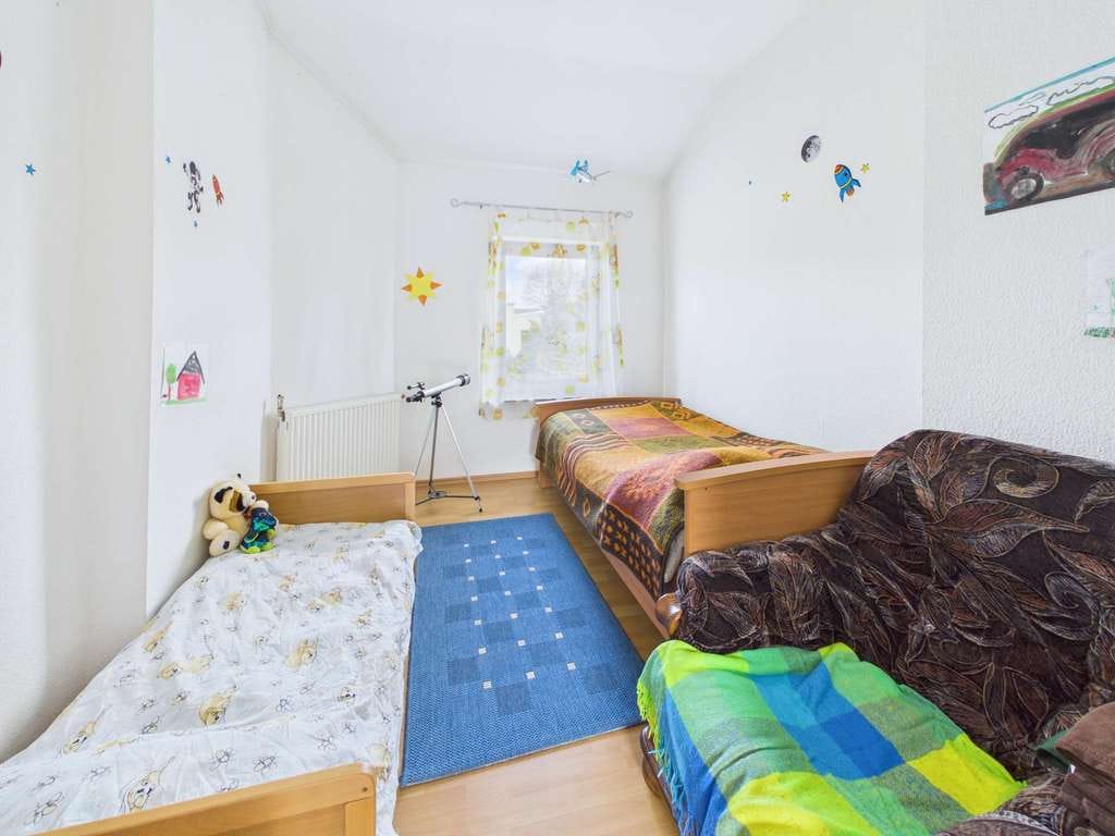 Immobilie in Calbe (Saale) - Platz für Lebensträume!! Haus mit Garage, Sauna und Ausbaureserve! - Bild 4