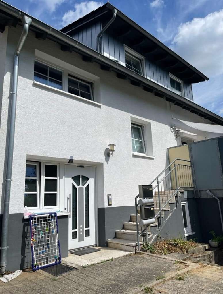 Immobilie in Billigheim - GLOBAL INVEST | Tolles, saniertes Ein- oder Zweifamilienhaus mit riesigem Rasengrundstück - Bild 4