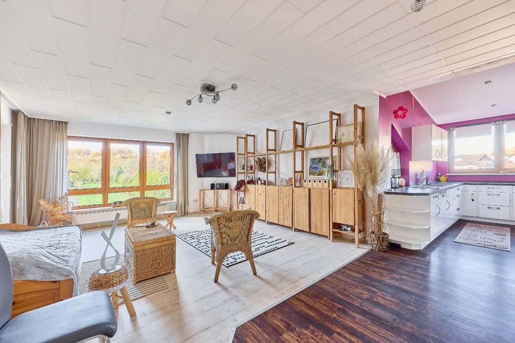 Immobilie in Contwig - Schickes Wohnhaus mit reichlich Platz und großem Grundstück! - Bild 4