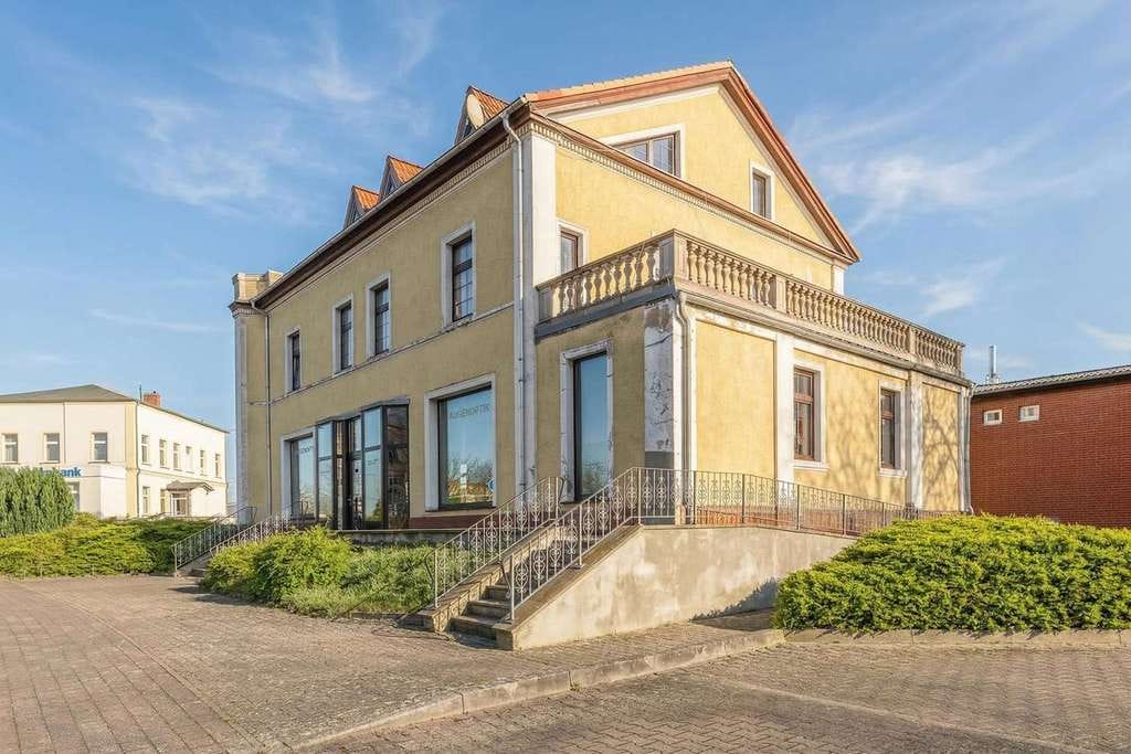 Immobilie in Neustadt (Dosse) - KENSINGTON - Exklusiv - Mehrfamilienhaus mit 4 Wohneinheiten und Gewerbe zentral in Neustadt (Dosse) - Bild 3