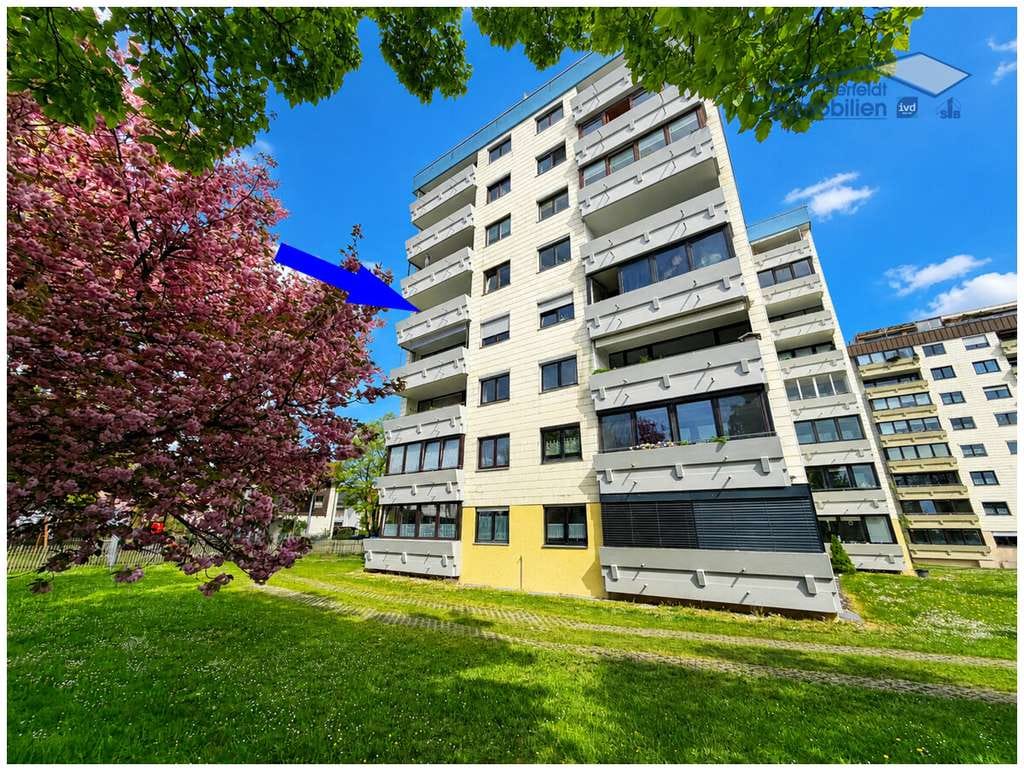 Immobilie in Buchloe - 3-ZKB-Eigentumswohnung über den Dächern von Buchloe mit Südbalkon, Aufzug und TG-Stellplatz - Bild 2