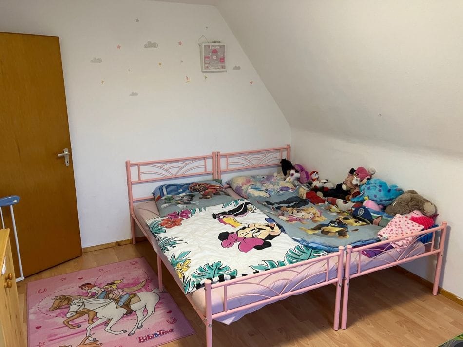 Immobilie in Büdelsdorf - Platz für 2 Generationen in zwei angrenzenden Einfamilienhäusern! - Bild 2