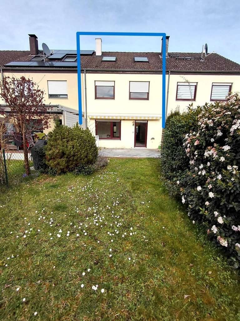 Immobilie in Oestrich-Winkel - Solides Reihenmittelhaus mit Garage in Oestrich-Winkel - Bild 1