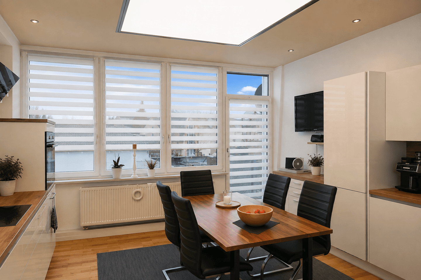 Immobilie in Höpfingen - Loftcharakter, Kamin & Südgarten - Wohnen der besonderen Art auf eine Ebene ca. 186 m² - Bild 4