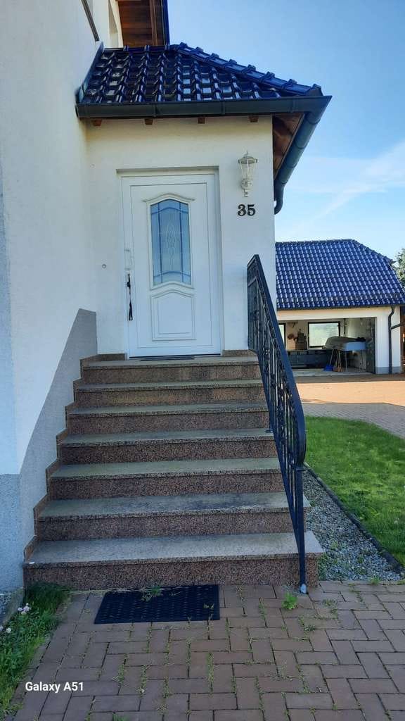 Immobilie in Rietzneuendorf-Staakow - Traumhaftes Einfamilienhaus mit Vollkeller und großzügiger Garage / Werkstatt - Bild 3
