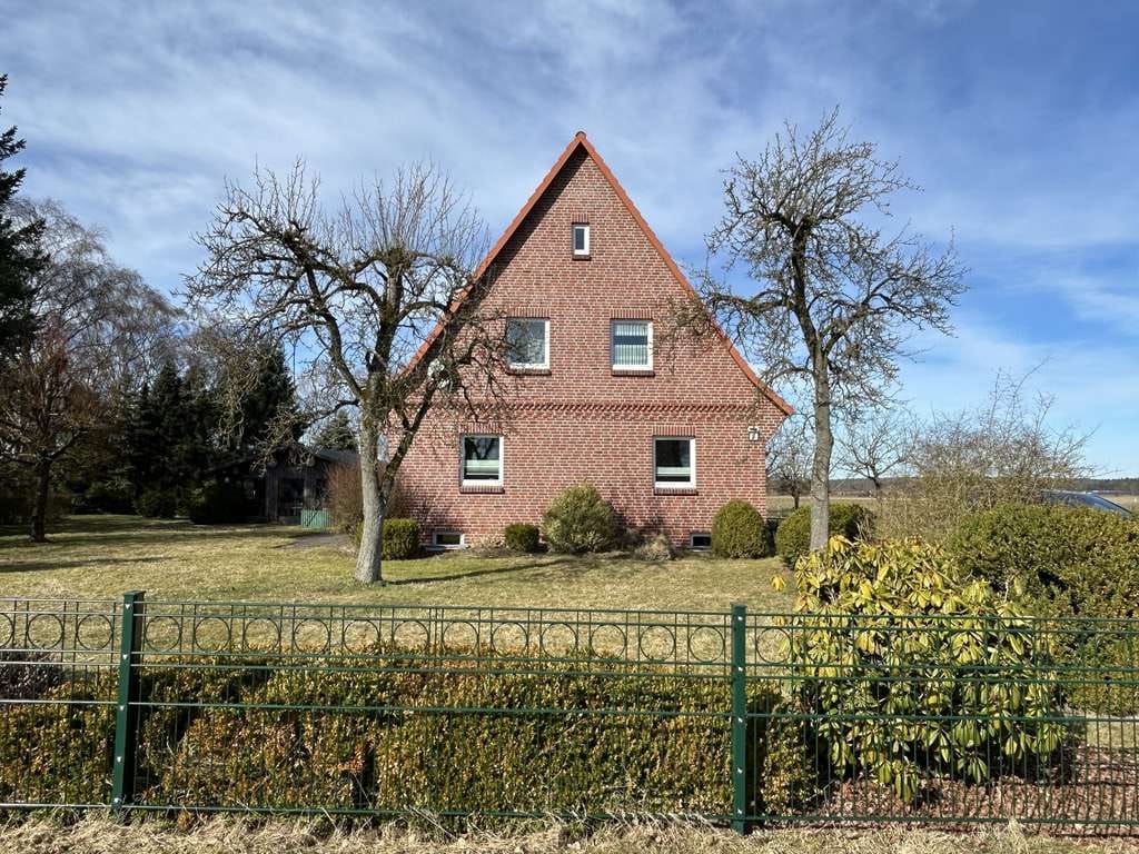 Immobilie in Egestorf - EFH in Traumlage inmitten der Natur: Wärmepumpe, PV, mit 4,1 ha Fläche direkt am Haus - Evendorf - Bild 1