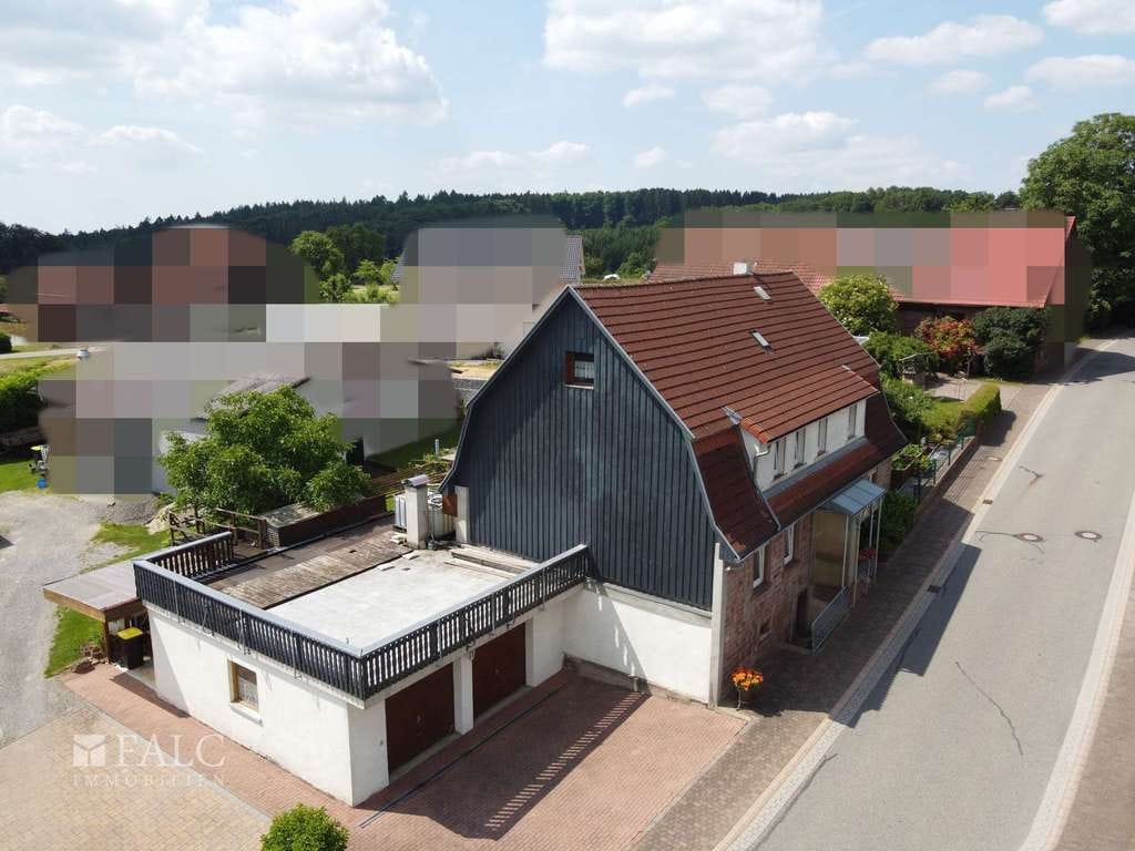 Immobilie in Limbach - Großes 1-2 Familienhaus mit Doppelgarage in Balsbach - Bild 2