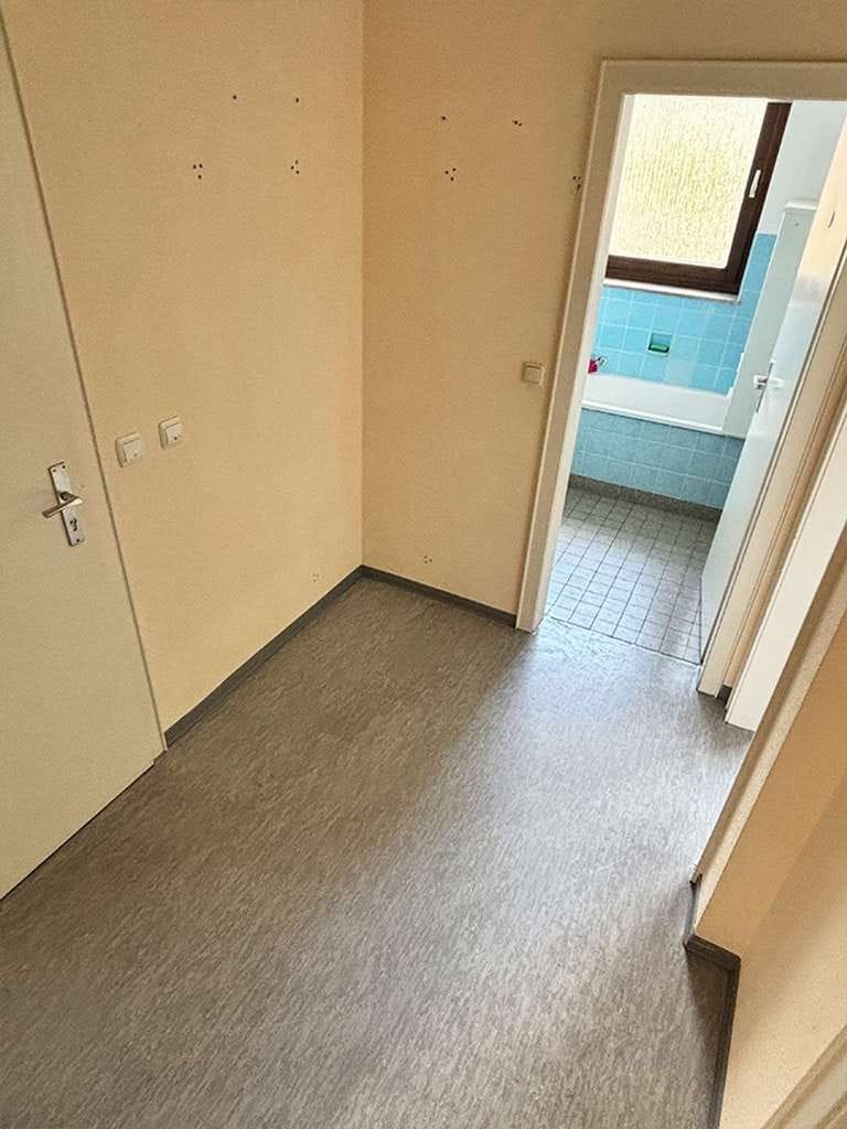 Immobilie in Oerlinghausen - großzügiges Apartment // Stellplatz // Balkon - Bild 1