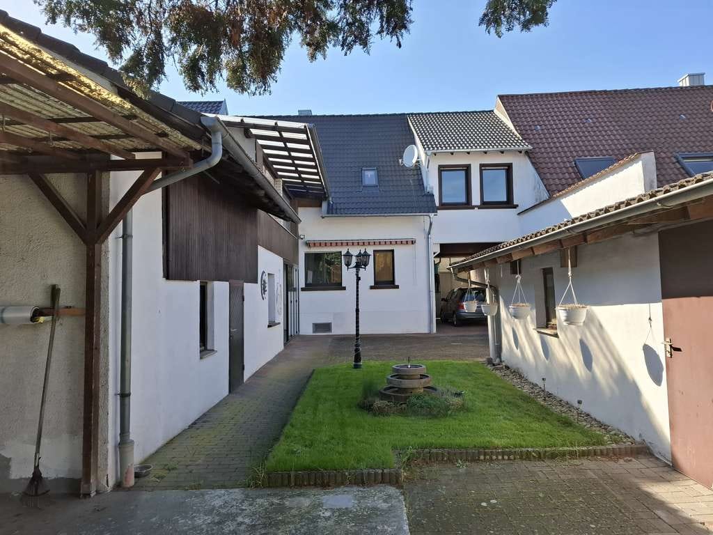 Immobilie in Oberhausen-Rheinhausen - 2-Fam Haus mit Ausbaupotential - 514 m² Grundstück - Bild 1