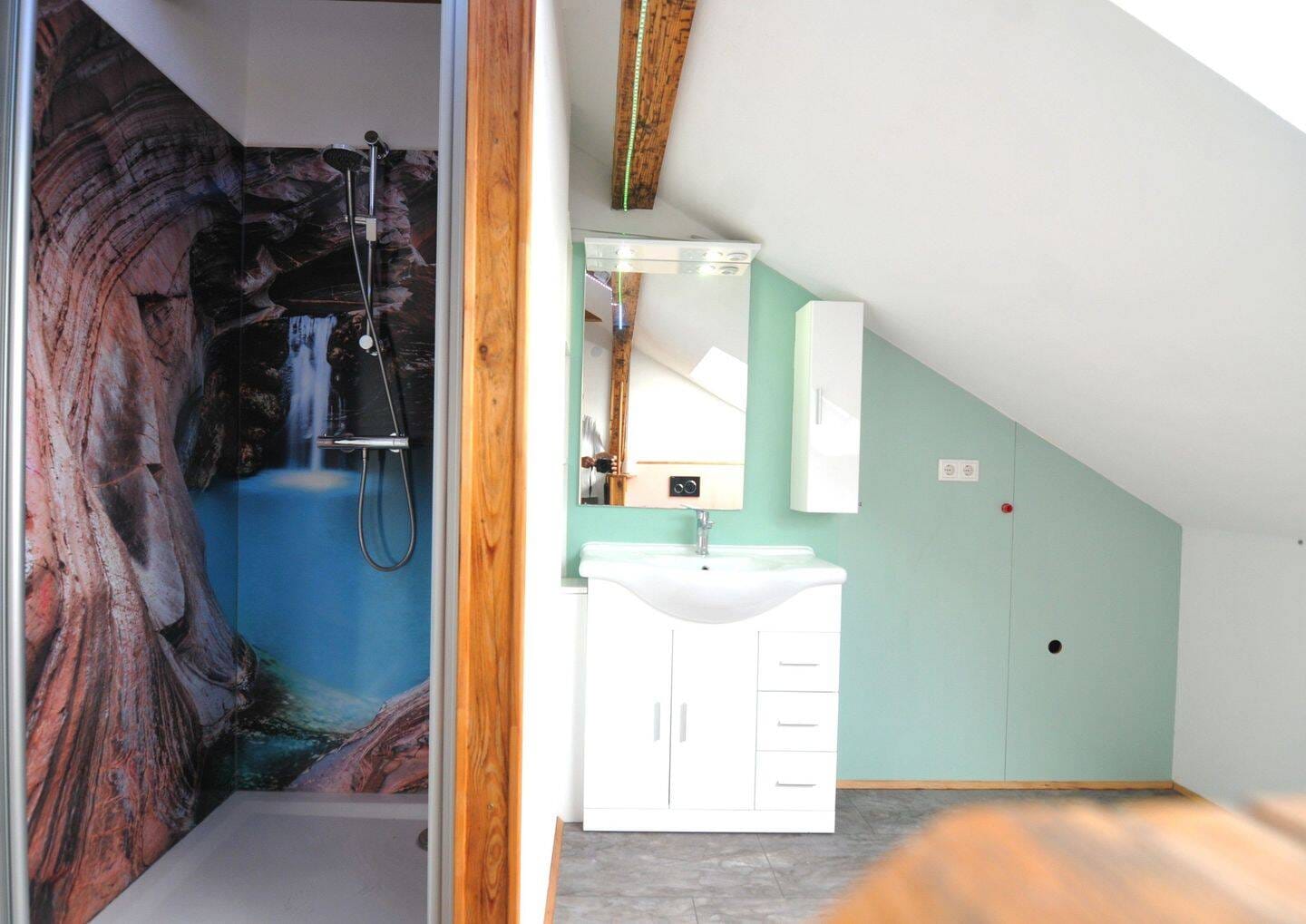 Immobilie in Buxheim - Saniertes Mehrfamilienhaus mit 3 Wohneinheiten nach Kfw 70 Standard - Bild 3