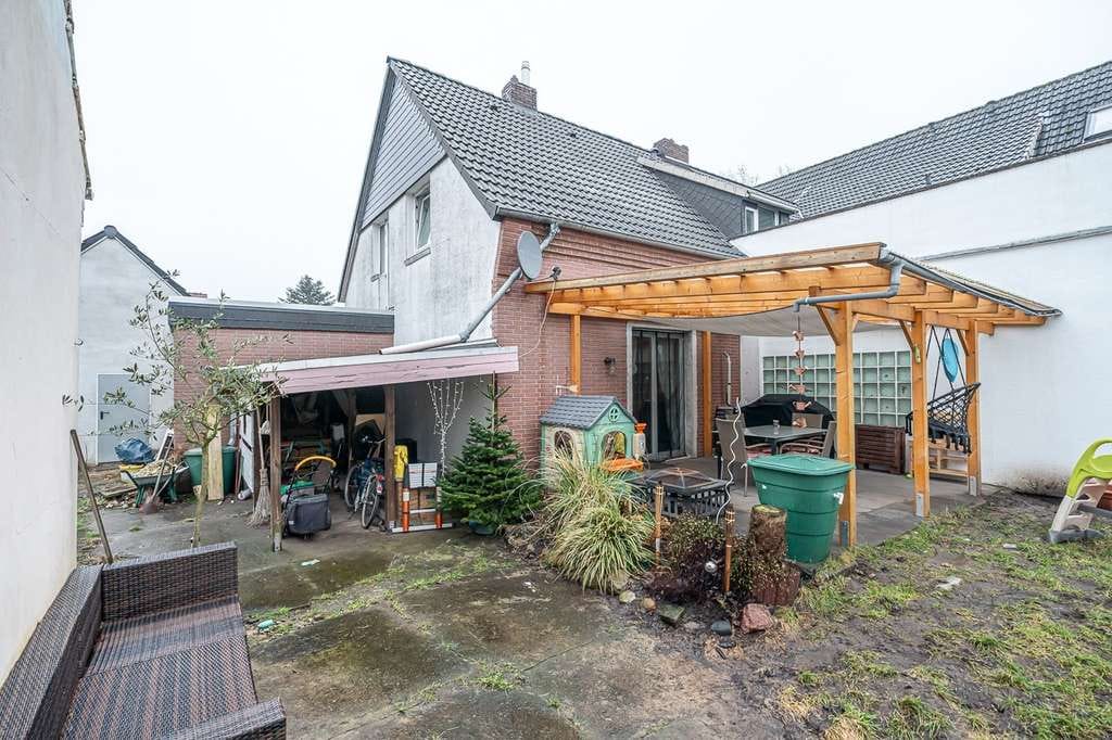 Immobilie in Lemwerder - Zwei kleine EFH auf einem Grundstück - Bild 3