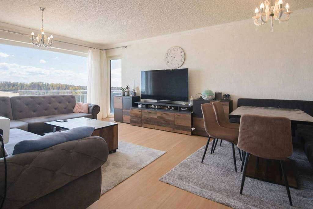 Immobilie in Erlensee - Viel Platz für Familienleben – 4-Zimmer-Wohnung mit großer Loggia - Bild 0