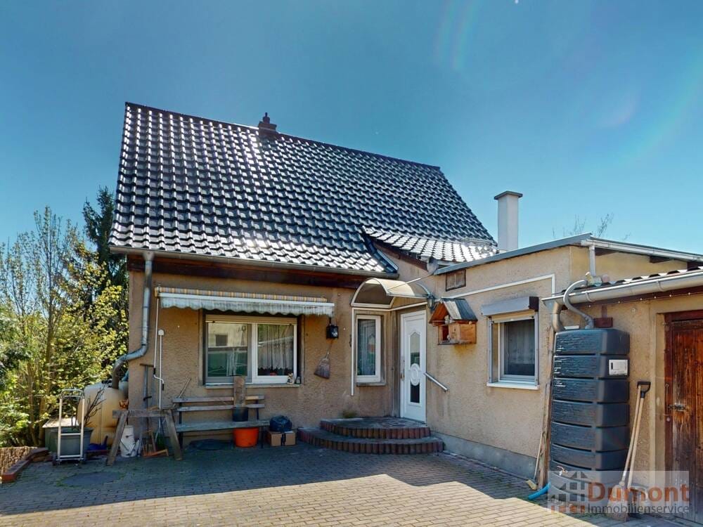 Immobilie in Leuna - Natur pur genießen - familienfreundliches Zuhause mit viel Potenzial in Kötzschau nahe bei Leipzig! - Bild 0