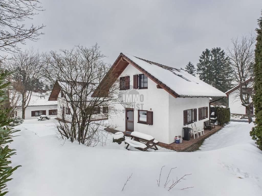 Immobilie in Kirchheim - RUHE PUR - NATUR DOPPELT - DIREKT AM WALD UND SEE - Bild 1