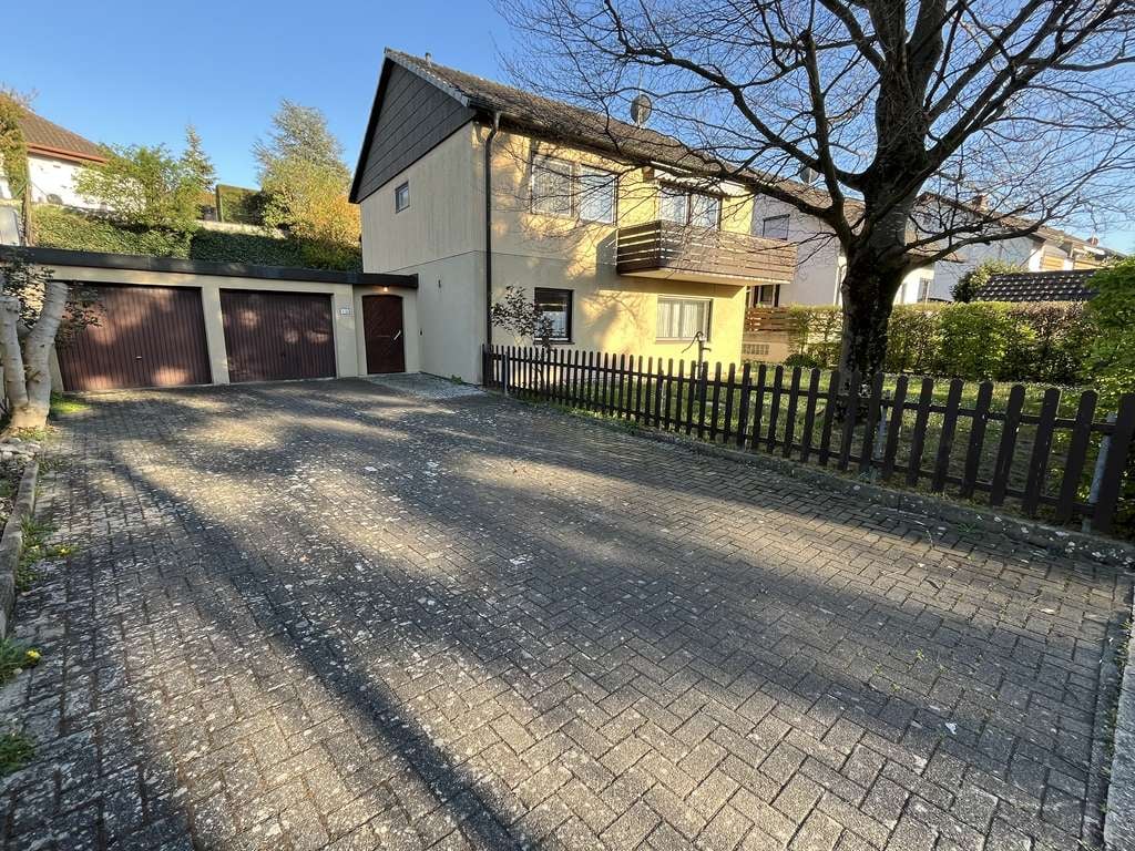 Immobilie in Hartheim am Rhein - Freistehendes Einfamilienwohnhaus mit Doppelgarage auf einem attraktiven, adäquatem Grundstück ! - Bild 0