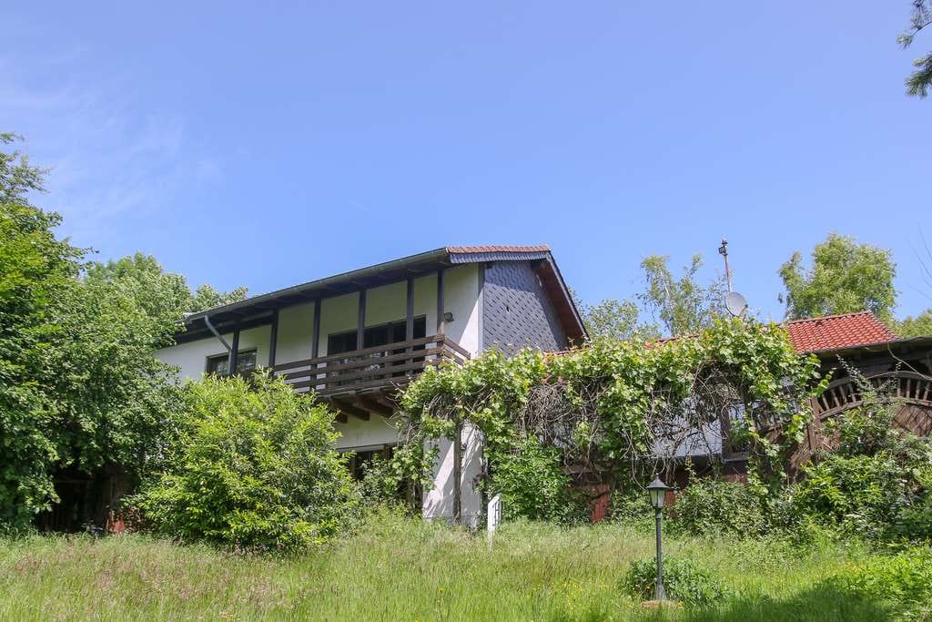 Immobilie in Bad Münstereifel - Individualisten aufgepasst! Einfamilienhaus mitten in der Natur! - Bild 0