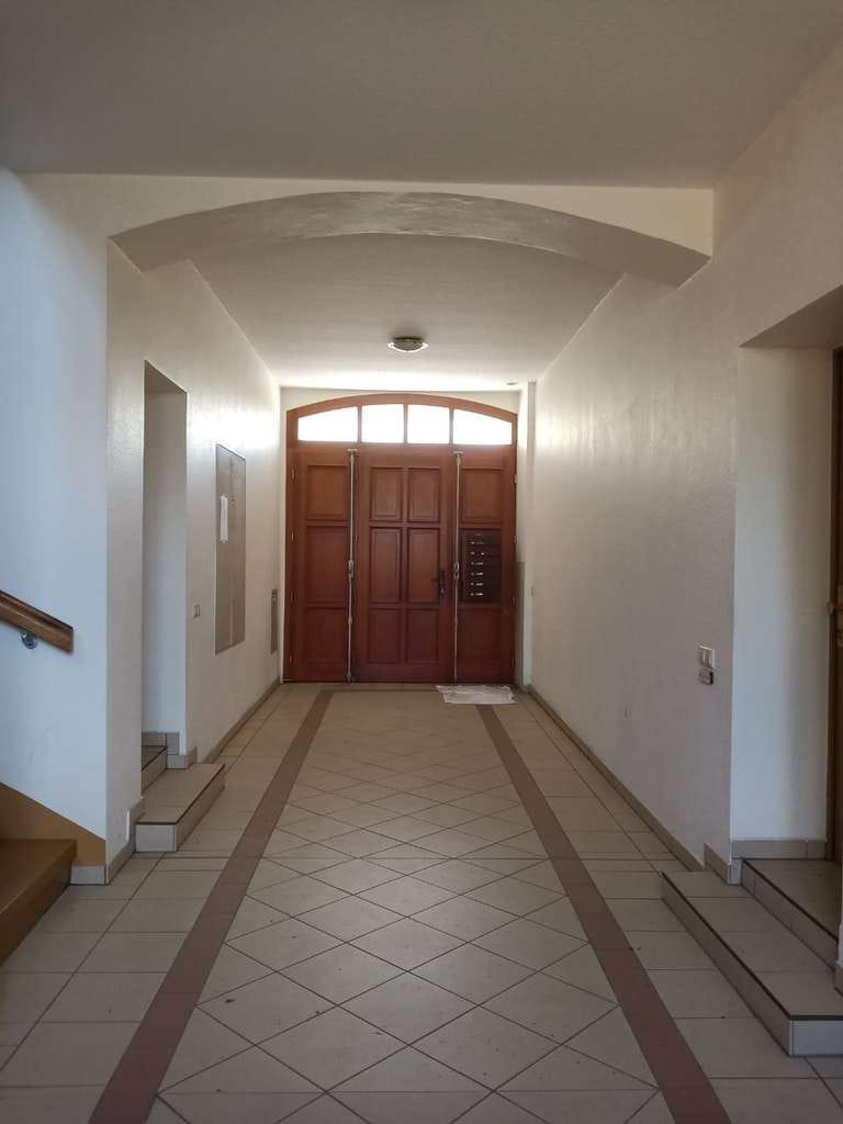 Immobilie in Werdau - Voll vermietetes Mehrfamilienhaus im Zentrum - Bild 2